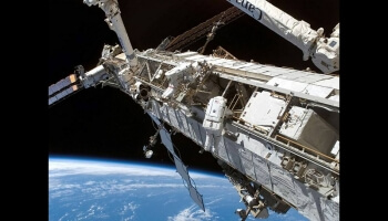 Diaporamas PPS - La navette spatiale et la station orbitale